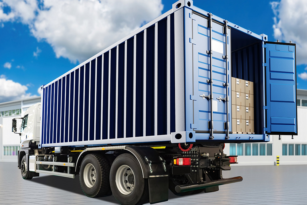 A blue container truck with a sizable cargo box, representing the benefits of third-party logistics in McAllen.