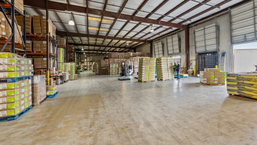 Why 3PL Bonded Warehousing Is the Smart Choice for Peak Season